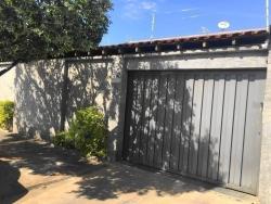 #CA-319 - Casa para Venda em Araraquara - SP