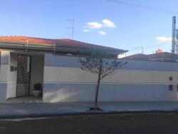 #CA-325 - Casa para Venda em Araraquara - SP