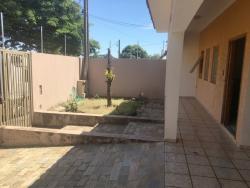 #CA-374 - Casa para Venda em Araraquara - SP