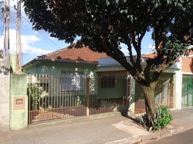 #CA-413 - Casa para Venda em Araraquara - SP - 2