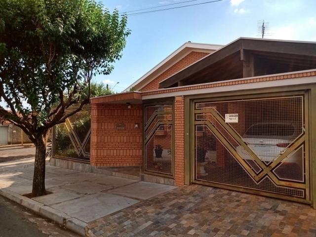#CA-426 - Casa para Venda em Araraquara - SP - 1