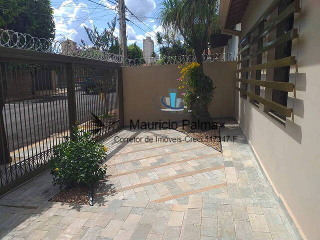 #CA-555 - Casa para Venda em Araraquara - SP