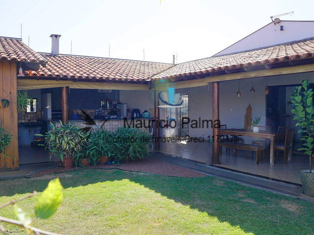 #CA-573 - Casa para Venda em Araraquara - SP