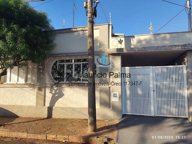 #CA-604 - Casa para Venda em Araraquara - SP