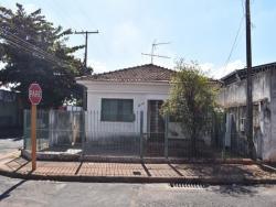 #CA-229 - Casa para Venda em Araraquara - SP