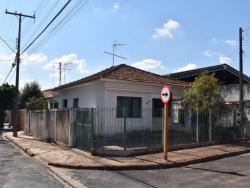 #CA-229 - Casa para Venda em Araraquara - SP