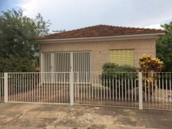 #CA-230 - Casa para Venda em Araraquara - SP