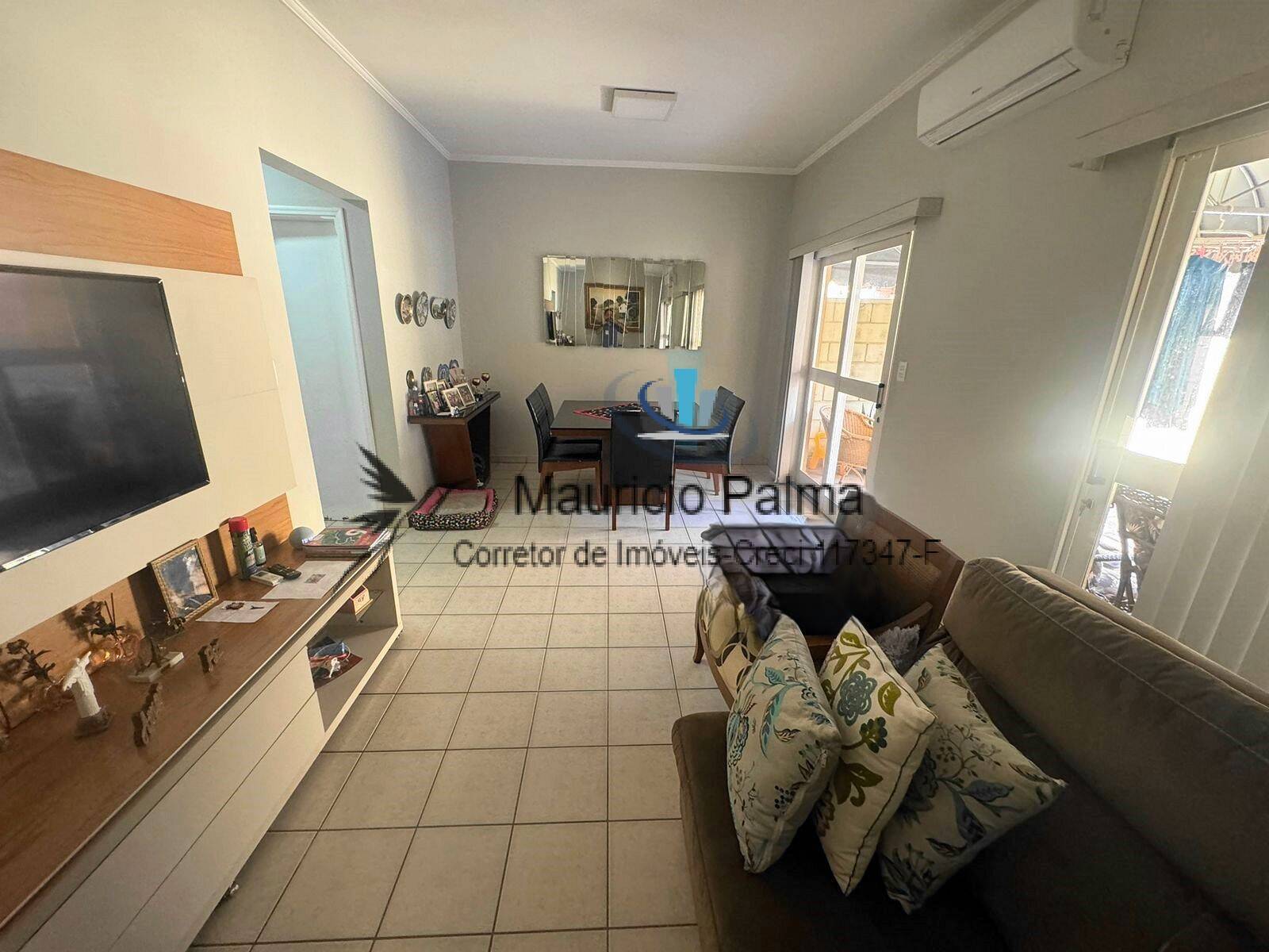 Casa à venda com 3 quartos, 115m² - Foto 2