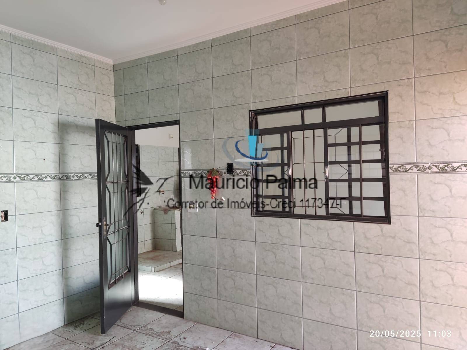 Casa à venda com 1 quarto, 202m² - Foto 1