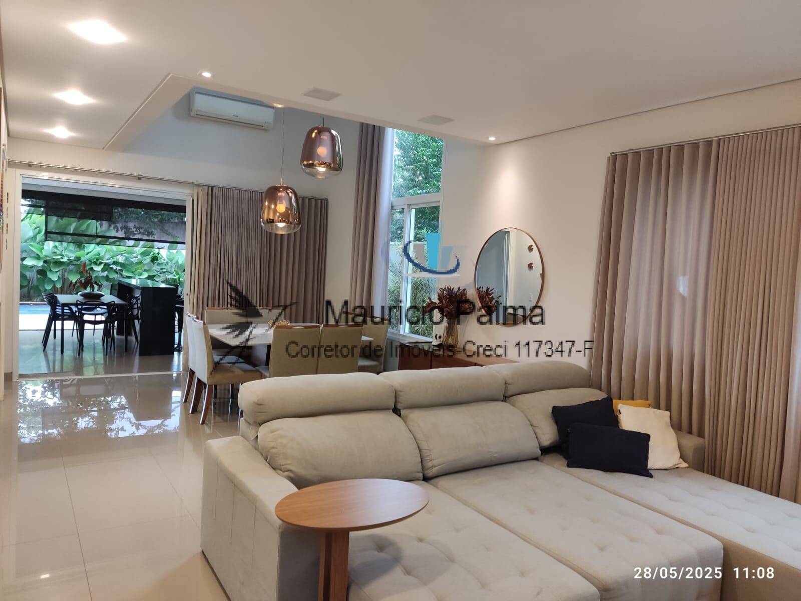 Casa, 3 quartos, 244 m² - Foto 1