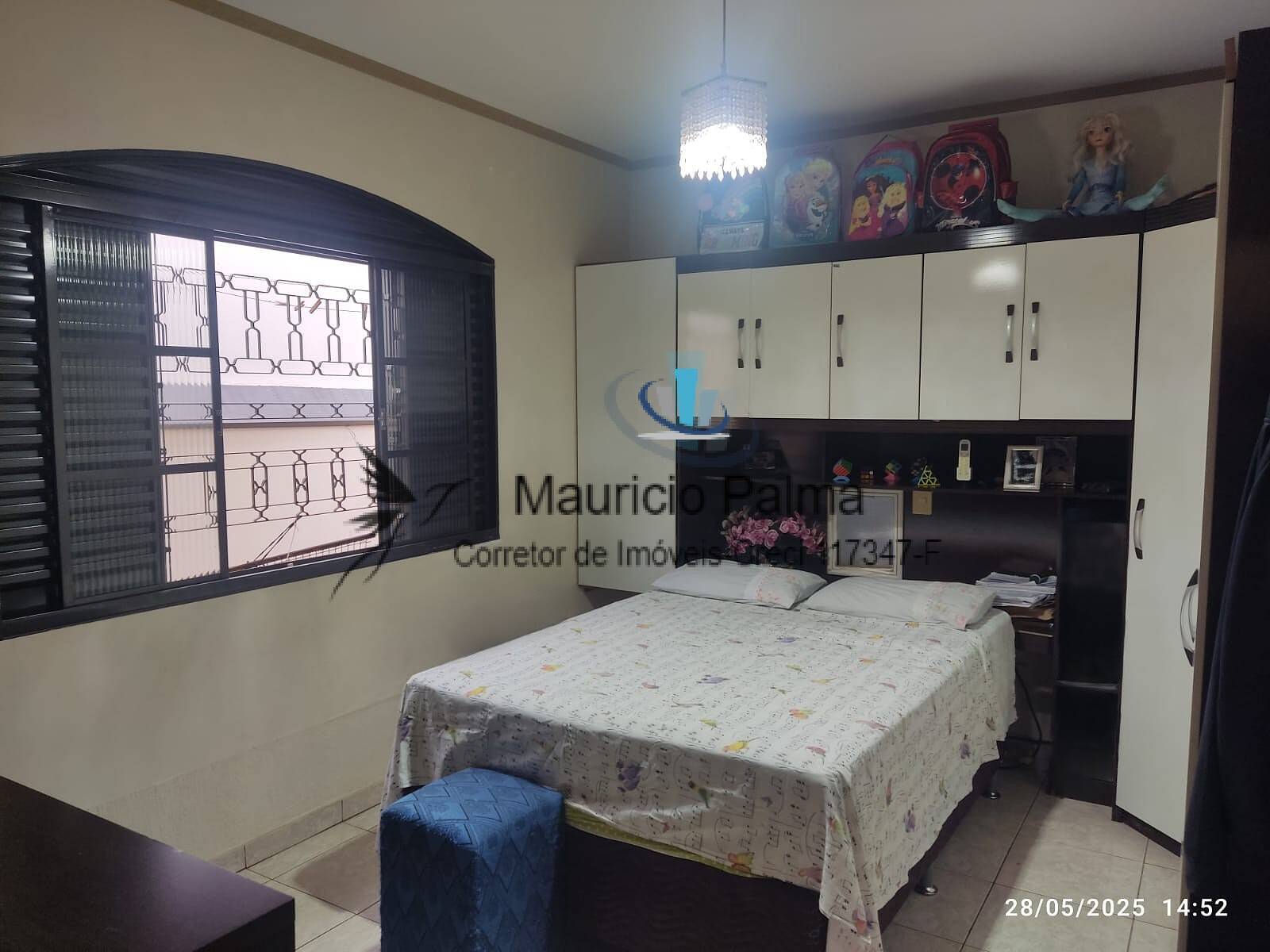 Casa à venda com 4 quartos, 296m² - Foto 16