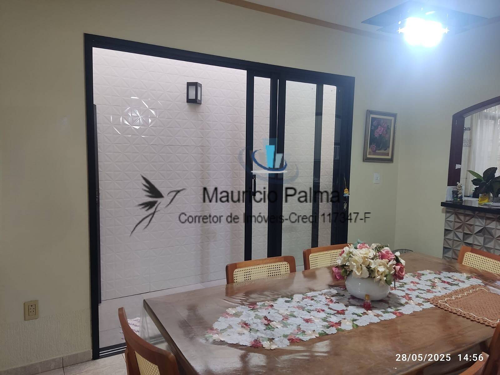 Casa à venda com 4 quartos, 296m² - Foto 24