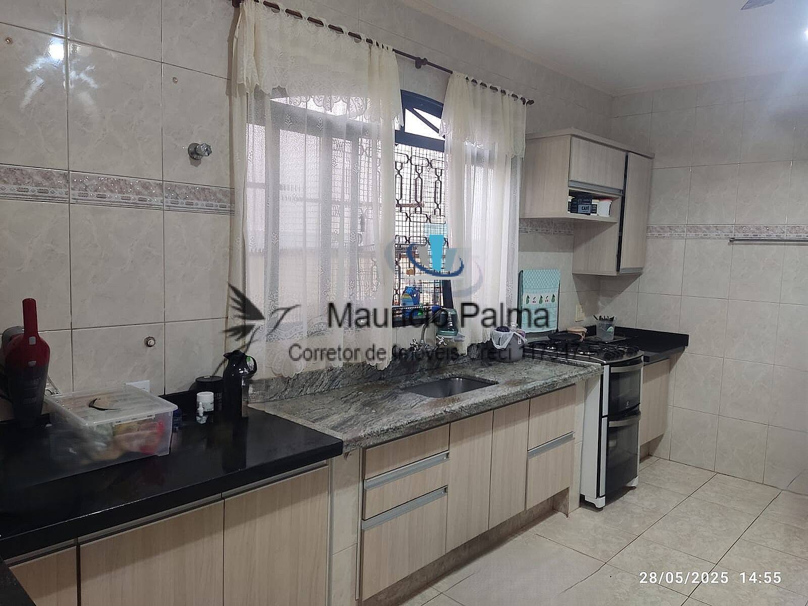 Casa à venda com 4 quartos, 296m² - Foto 21