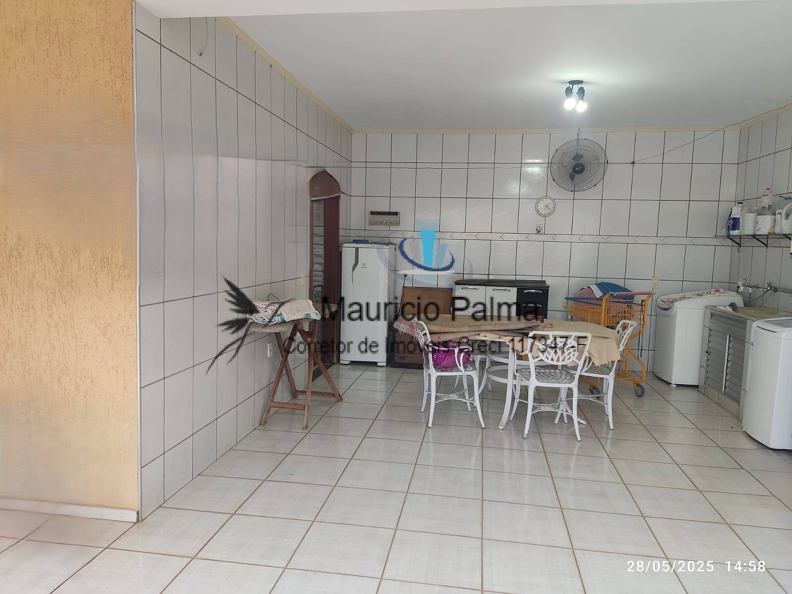 Casa à venda com 4 quartos, 296m² - Foto 32