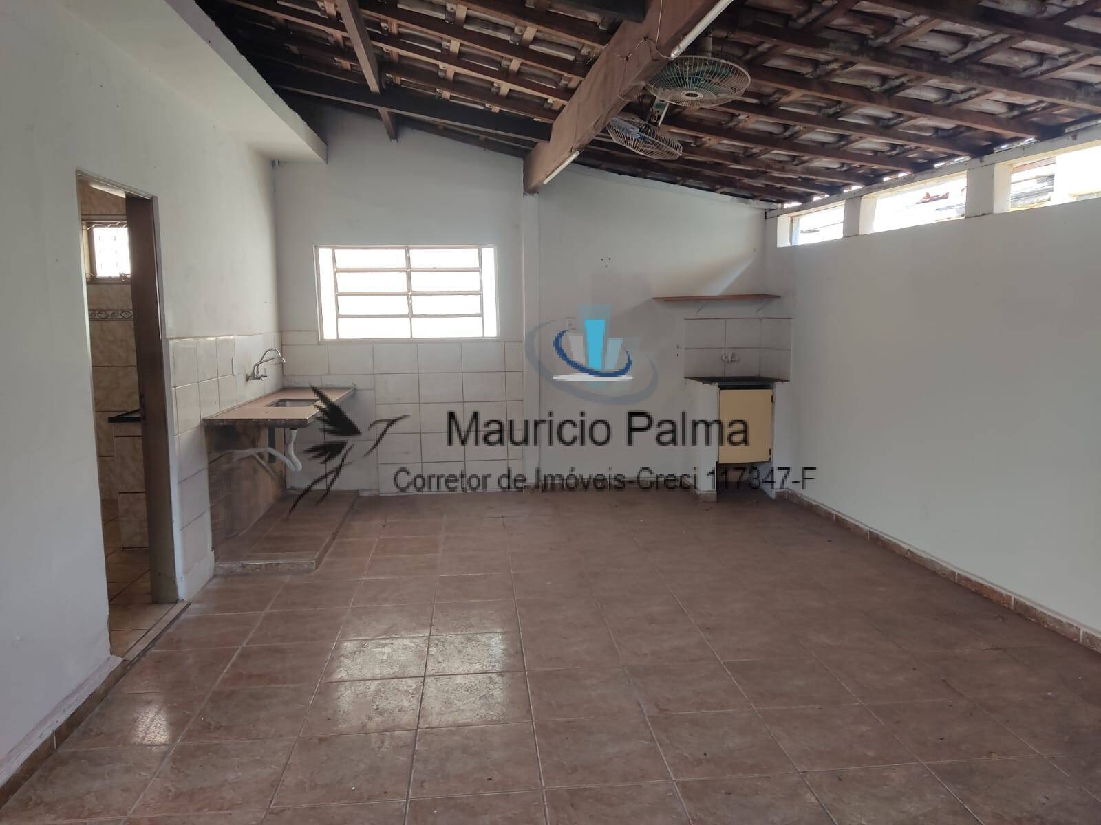 Casa à venda com 4 quartos, 209m² - Foto 14