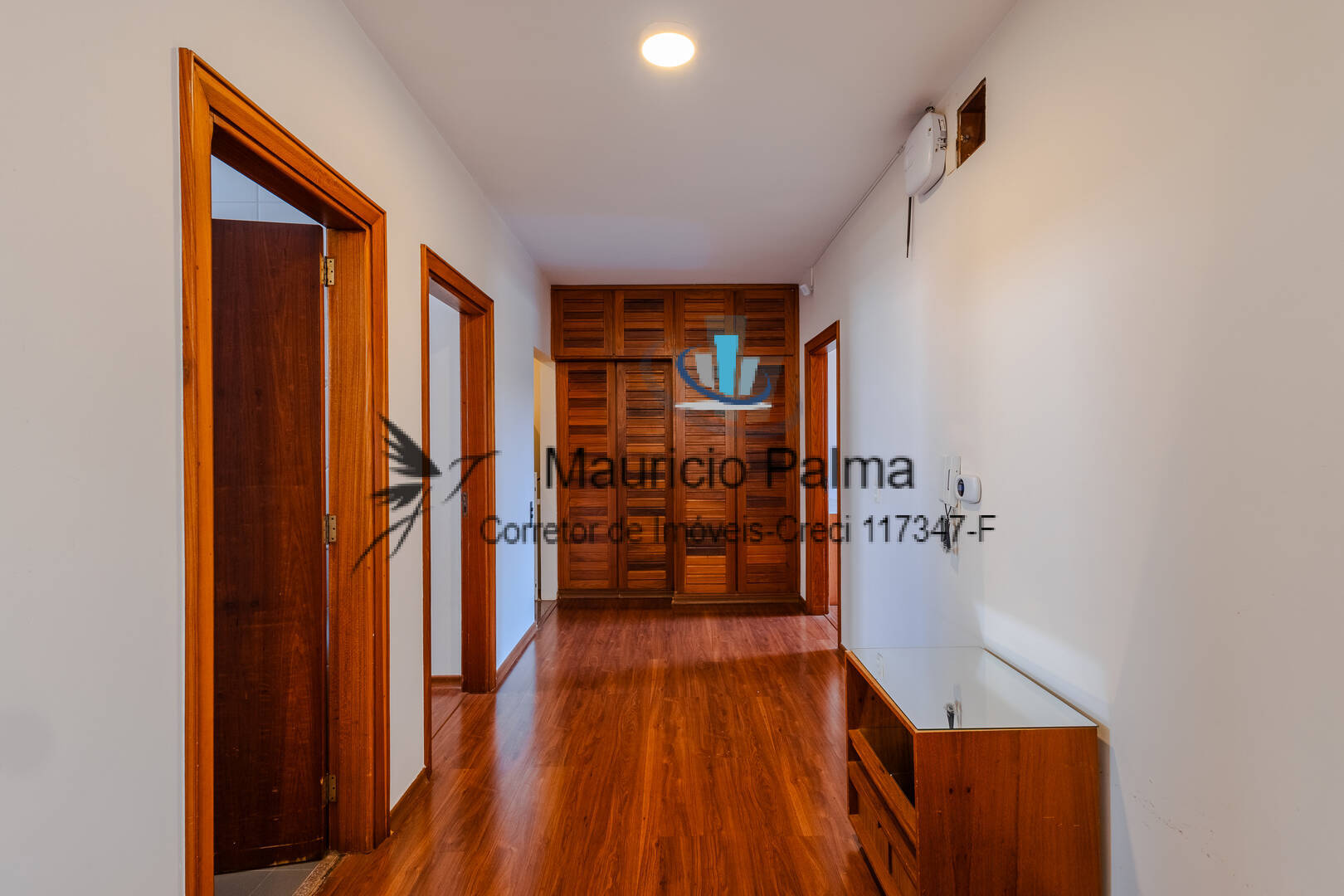 Casa à venda e aluguel com 4 quartos, 380m² - Foto 16