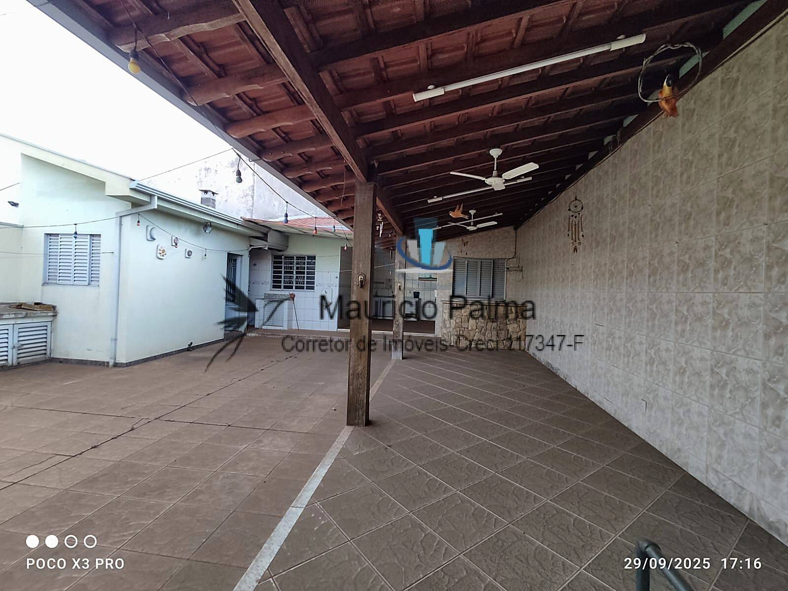 Casa, 3 quartos, 242 m² - Foto 24