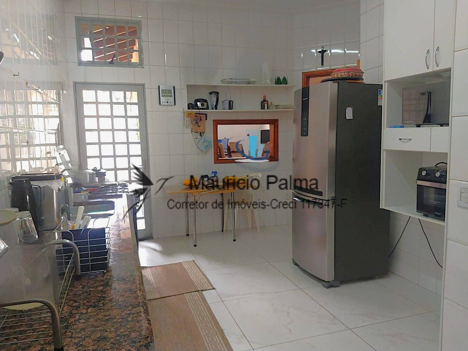Casa, 3 quartos, 246 m² - Foto 7
