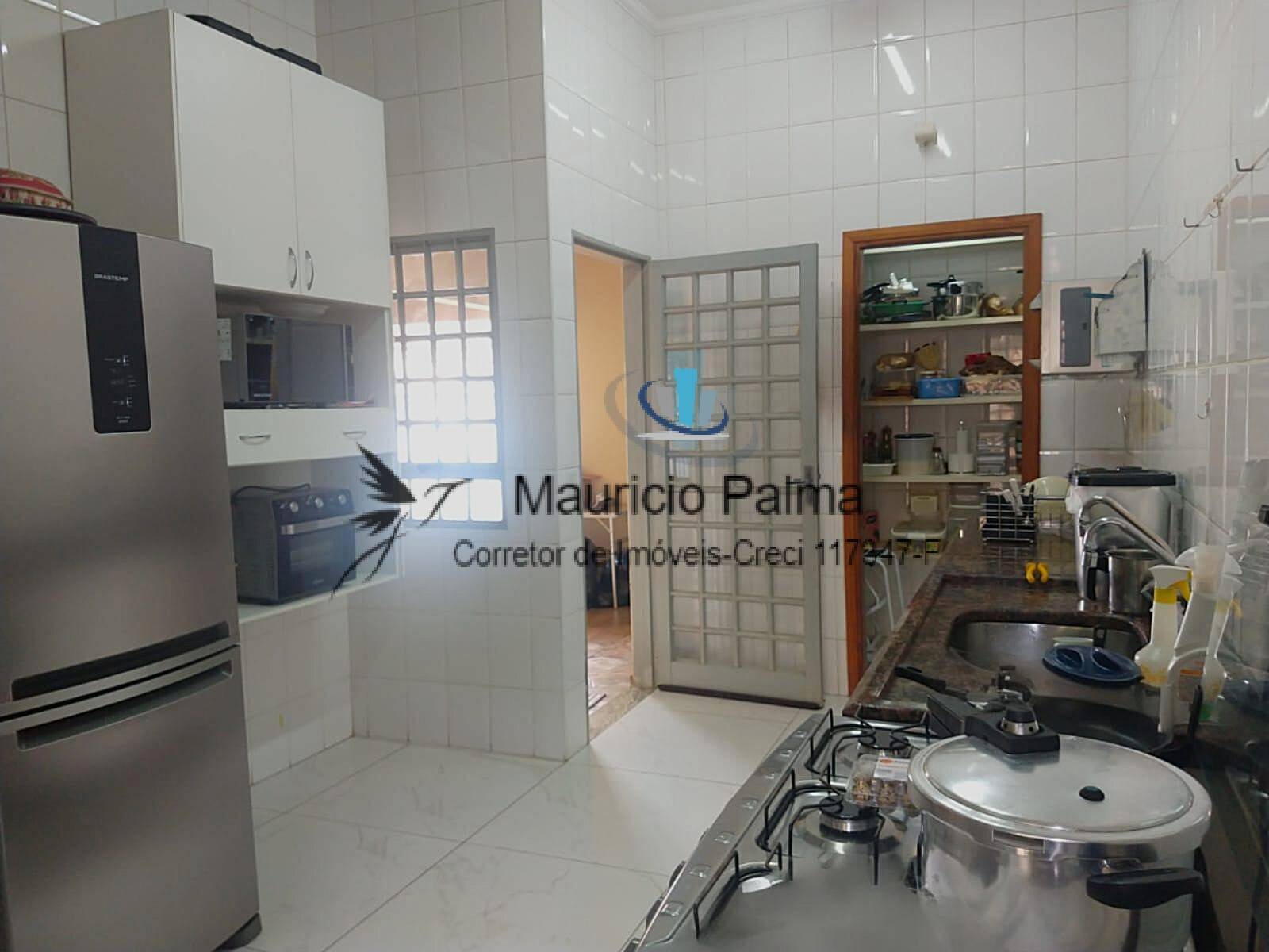 Casa, 3 quartos, 246 m² - Foto 8
